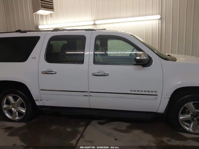 Aukcja sprzedaży 2013 Chevrolet Suburban 1500 Ltz, vin: 1GNSKKE72DR156067, numer aukcji: 44287195
