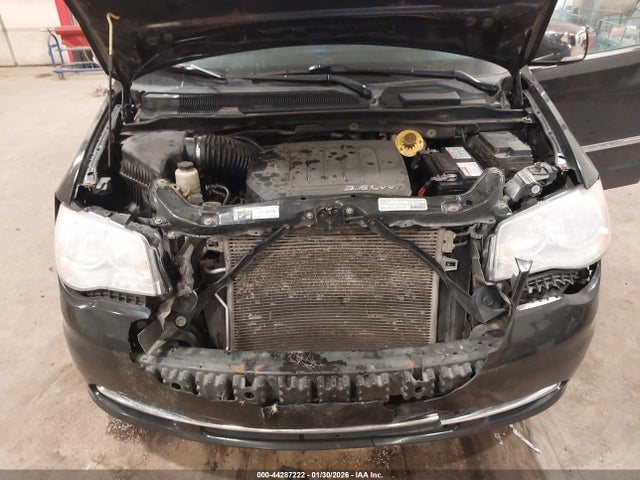 Продажа на аукционе авто 2014 Chrysler Town & Country Touring-l, vin: 2C4RC1CGXER170909, номер лота: 44287222