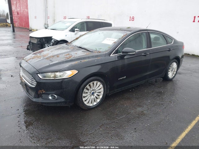 Ford Fusion Hybrid Se 2014 3FA6P0LU0ER316693 Image 2