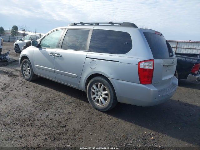 2006 KIA SEDONA KNDMB233766094588 Photo 2