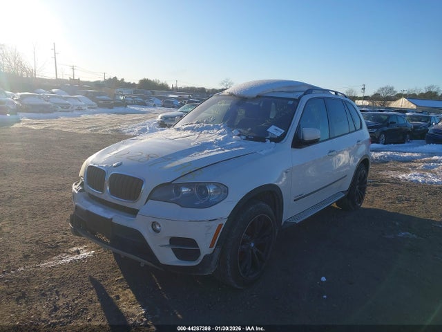 Продажа на аукционе авто 2012 Bmw X5 Xdrive35i/xdrive35i Premium/xdrive35i Sport Activity, vin: 5UXZV4C5XCL748585, номер лота: 44287398