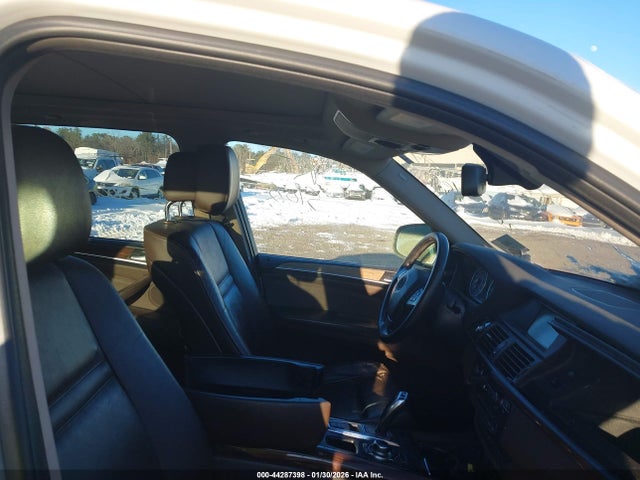Продажа на аукционе авто 2012 Bmw X5 Xdrive35i/xdrive35i Premium/xdrive35i Sport Activity, vin: 5UXZV4C5XCL748585, номер лота: 44287398