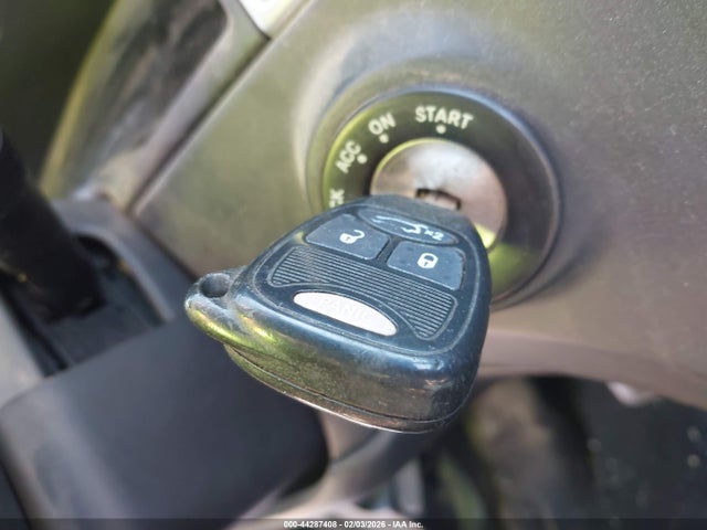 44287408 :رقم المزاد ، 2C8GM68494R639372 vin ، 2004 Chrysler Pacifica مزاد بيع