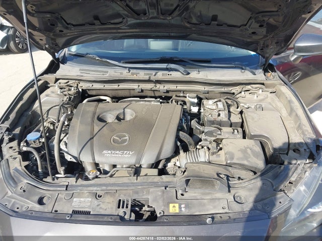 3MZBN1V3XJM242826 Mazda Mazda3 Touring