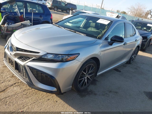 Toyota CAMRY SE 2022 4T1G11AKXNU053012 Image 2