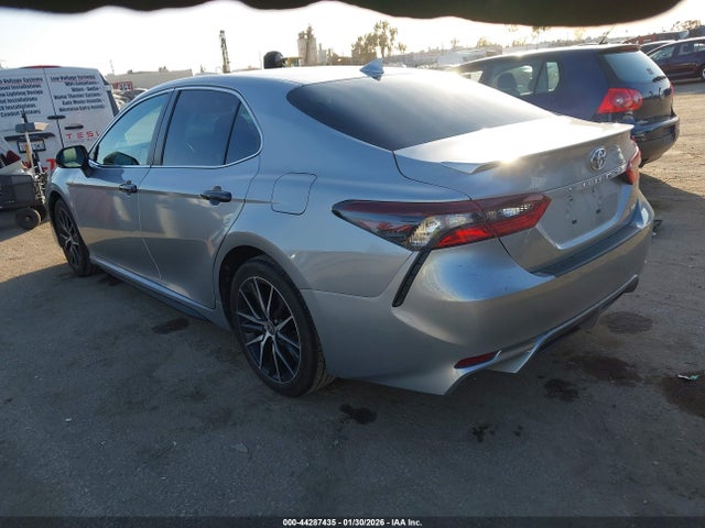 Toyota CAMRY SE 2022 4T1G11AKXNU053012 Image 3