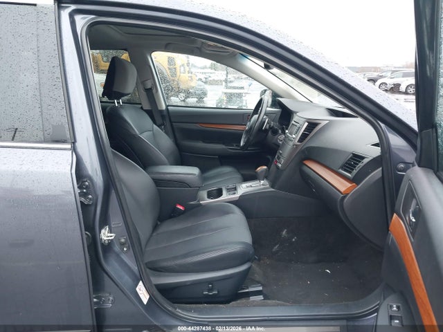 44287438 :رقم المزاد ، 4S4BRBLC6E3306007 vin ، 2014 Subaru Outback 2.5i Limited مزاد بيع