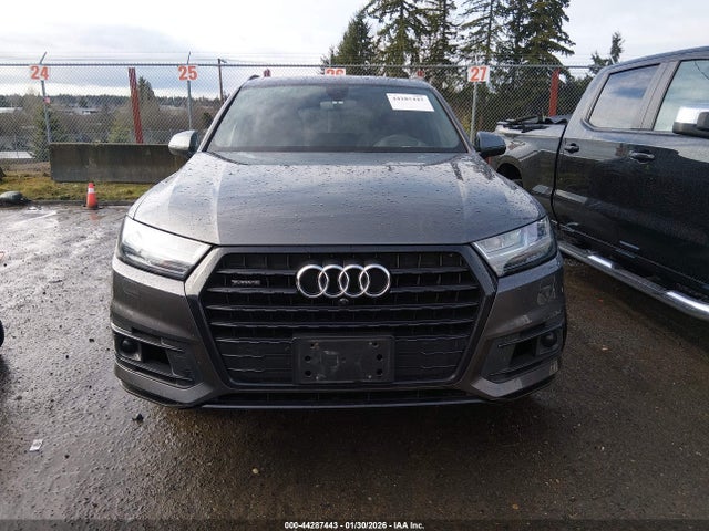 WA1VAAF77JD038939 Audi Q7 3.0t Premium