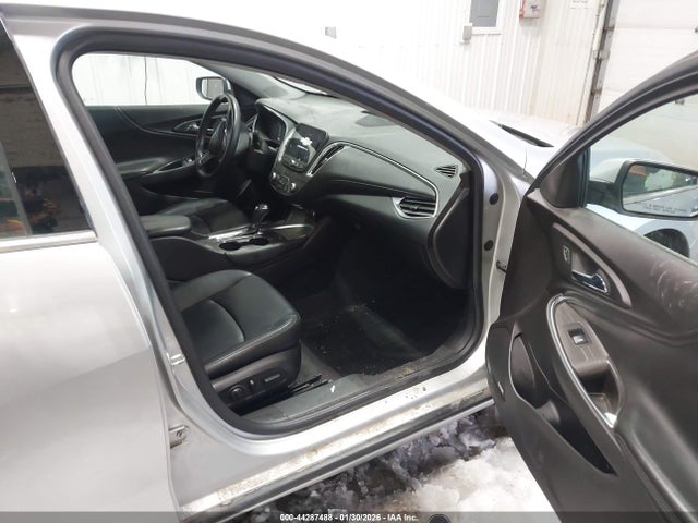 1G1ZE5ST9HF121396 Chevrolet MALIBU 1LT
