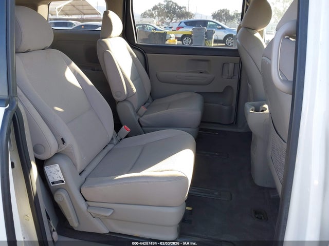 KNDMA5C1XH6265503 KIA Sedona L