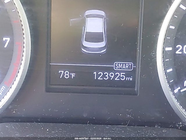 Hyundai ELANTRA SEL 2019 5NPD84LF2KH430359 Image 16