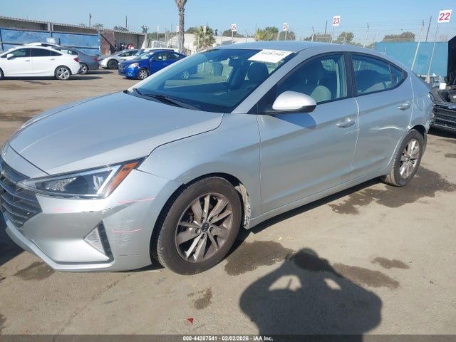 Hyundai ELANTRA SEL 2019 5NPD84LF2KH430359 Image 2