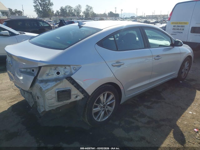 Hyundai ELANTRA SEL 2019 5NPD84LF2KH430359 Image 4