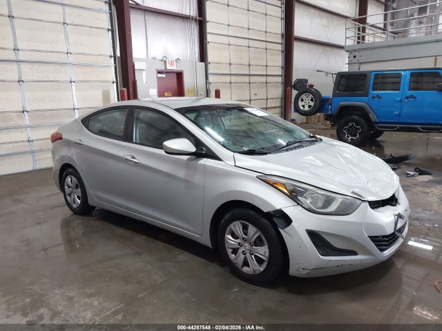 2016 5NPDH4AE0GH758431 main image