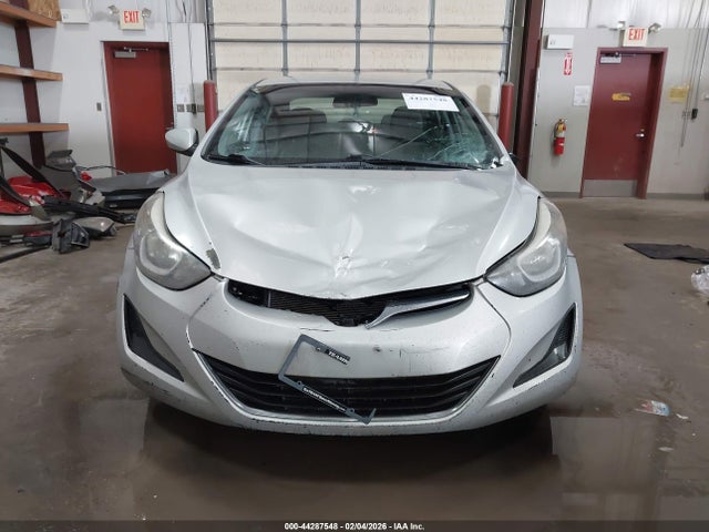 5NPDH4AE0GH758431 Hyundai ELANTRA SE