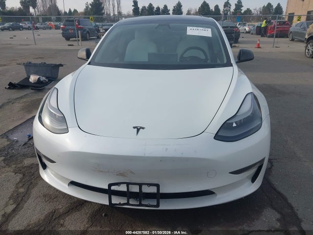 Tesla Model 3 Long Range Dual Motor All-wheel Drive 2021 5YJ3E1EB6MF869028 Image 13