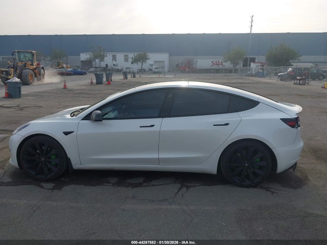 Tesla Model 3 Long Range Dual Motor All-wheel Drive 2021 5YJ3E1EB6MF869028 Image 15
