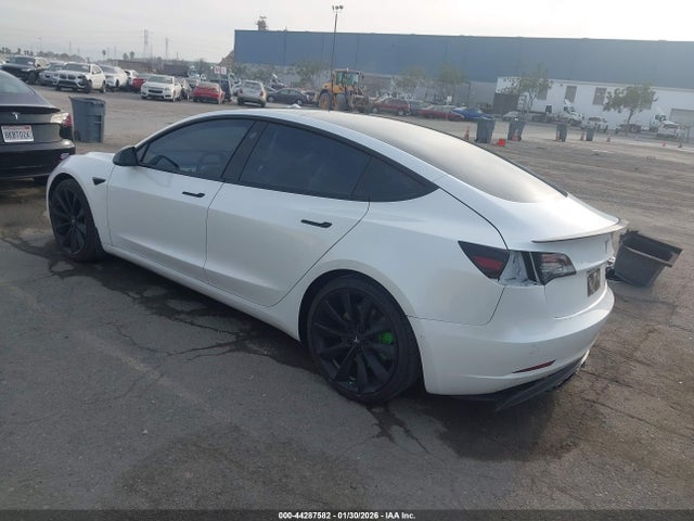 2021 TESLA MODEL 3 5YJ3E1EB6MF869028 Photo 2