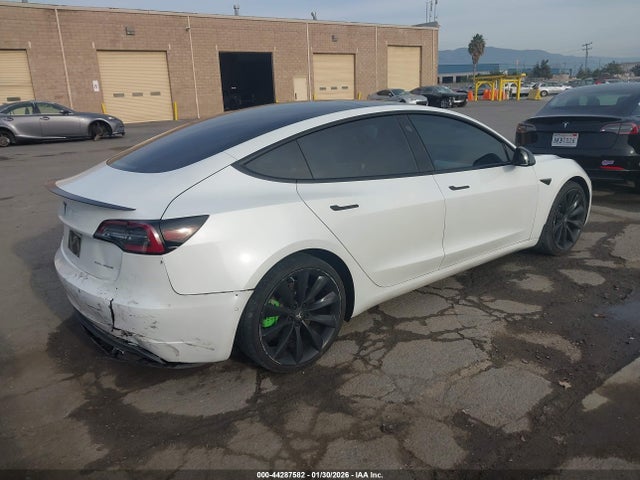 2021 TESLA MODEL 3 5YJ3E1EB6MF869028 Photo 3