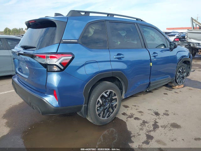 Subaru Forester Premium 2025 JF2SLDDC3SH506911 Image 4