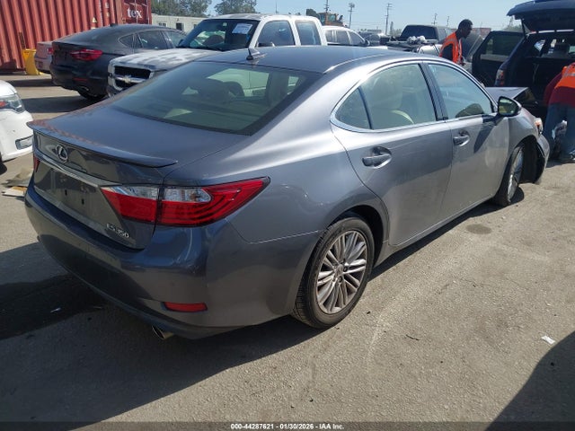 JTHBK1GG5E2110631 Lexus ES 350