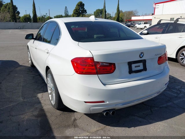 2015 BMW 328I WBA3A5G51FNS89472 Photo 2