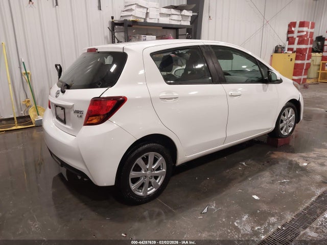 VNKKTUD30HA077444 Toyota YARIS LE