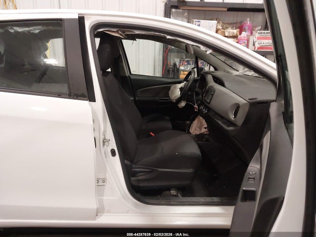 VNKKTUD30HA077444 Toyota YARIS LE
