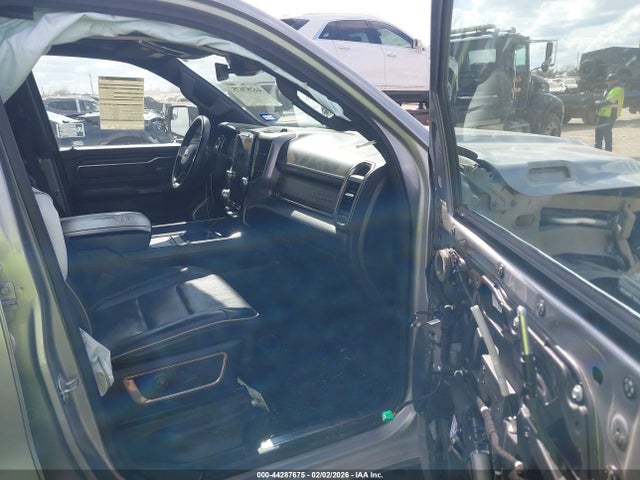 Продаж на аукціоні авто 2019 Ram 1500 Limited  4x4 5'7 Box, vin: 1C6SRFHT7KN728430, номер лоту: 44287675