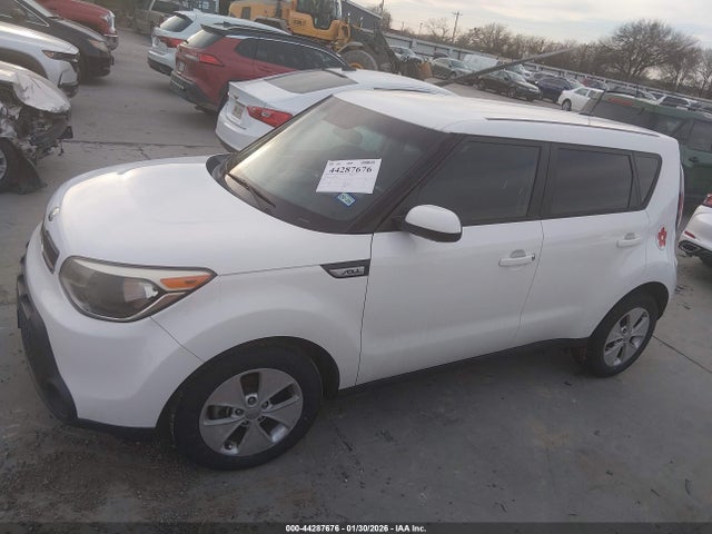 Продаж на аукціоні авто 2015 Kia Soul, vin: KNDJN2A28F7233965, номер лоту: 44287676