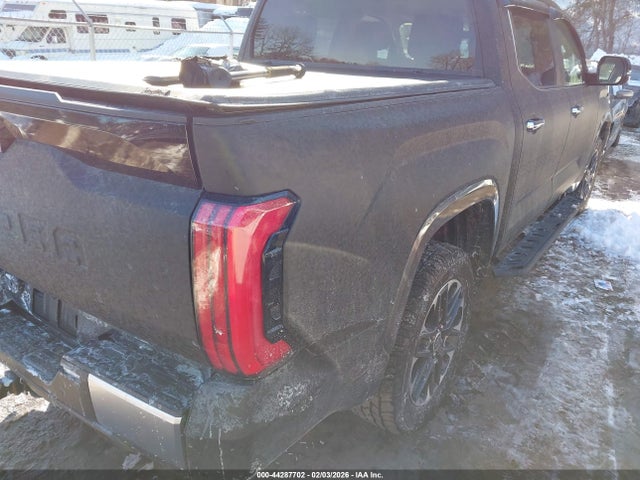 2023 TOYOTA TUNDRA HYBRID 5TFJC5DB7PX033096 Photo 3