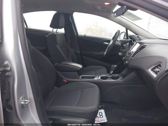 1G1BE5SM0H7101557 Chevrolet Cruze Lt Auto