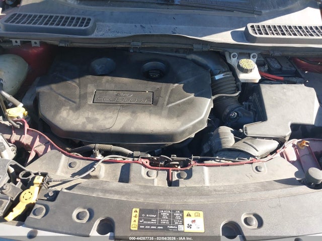 1FMCU0J99JUA63571 Ford Escape Titanium