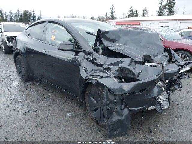 2026 TESLA MODEL Y 7SAYGDEE5TF427130 Photo 0