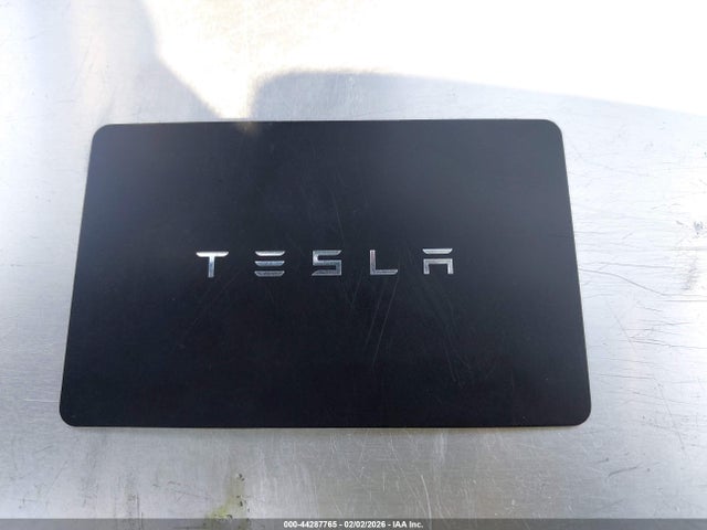 2023 TESLA MODEL Y 7SAYGDEE5PA068199 Photo 10