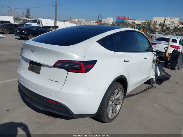 2023 TESLA MODEL Y 7SAYGDEE5PA068199 Photo 3
