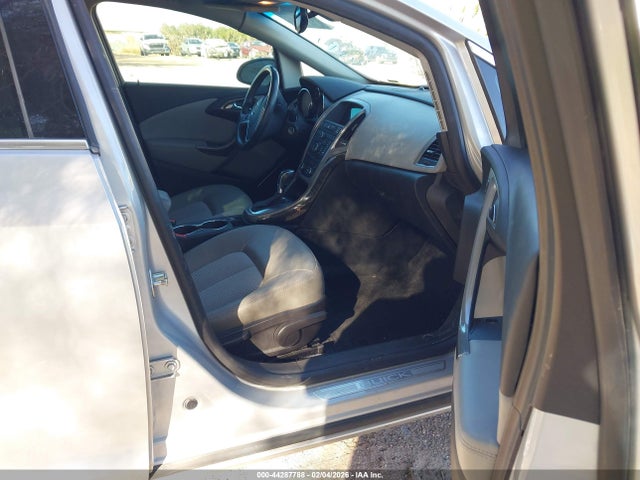 1G4PR5SK0G4111047 Buick Verano Convenience Group
