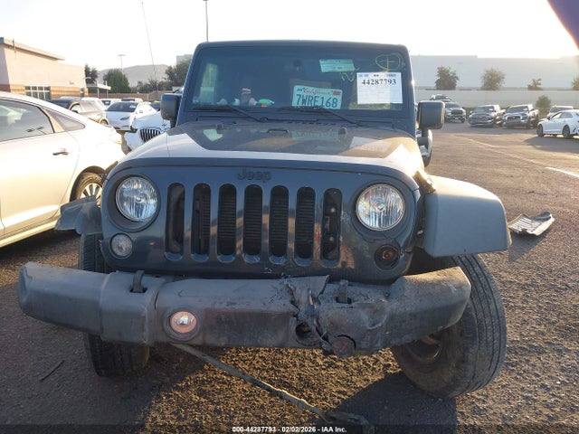 1C4BJWDG5HL529809 Jeep Wrangler Unlimited Sport 4x4