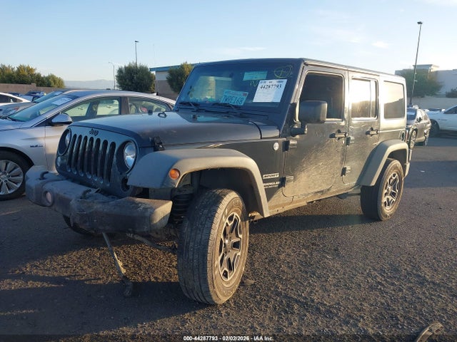 1C4BJWDG5HL529809 Jeep Wrangler Unlimited Sport 4x4