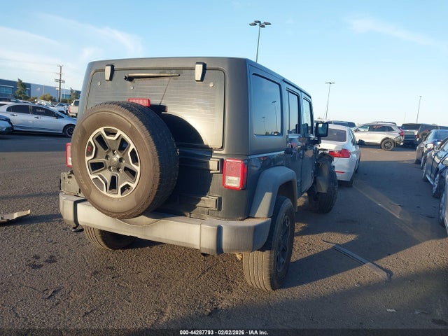 1C4BJWDG5HL529809 Jeep Wrangler Unlimited Sport 4x4