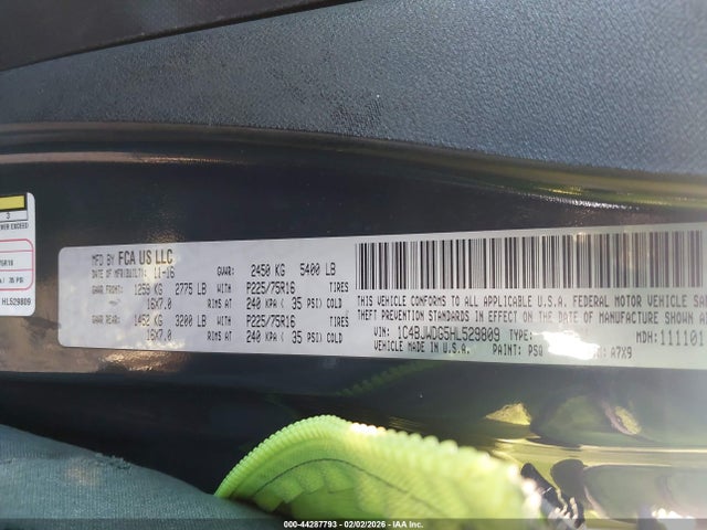1C4BJWDG5HL529809 Jeep Wrangler Unlimited Sport 4x4