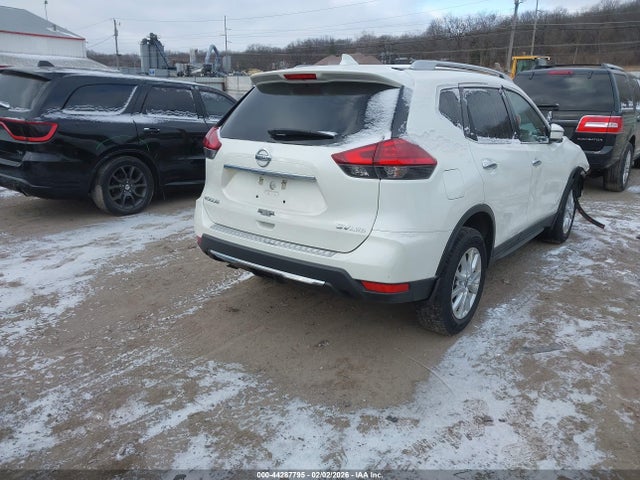2017 NISSAN ROGUE 5N1AT2MV4HC895379 Photo 3