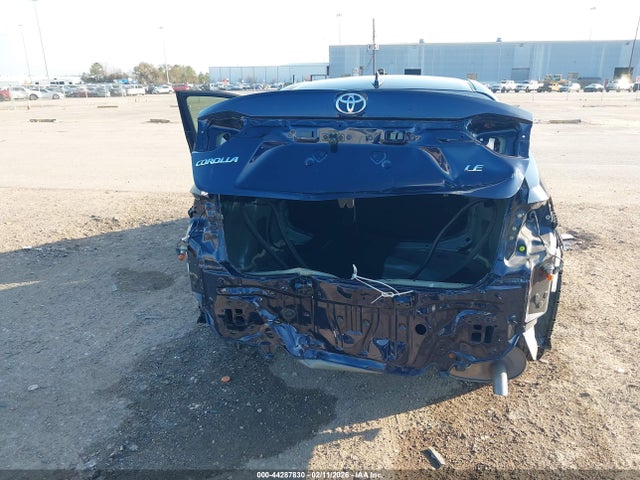 JTDEPMAE8MJ132684 Toyota COROLLA LE