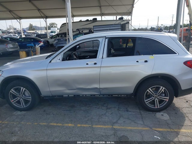 WDC0G8DB9LF687996 Mercedes-Benz GLC 300