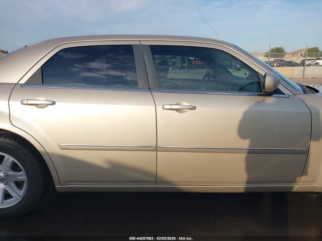 Продажа на аукционе авто 2006 Chrysler 300 Touring, vin: 2C3KA53G06H464202, номер лота: 44287863
