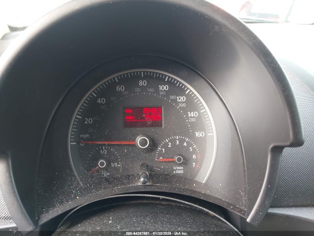 44287891 :رقم المزاد ، 3VWPG3AG4AM033988 vin ، 2010 Volkswagen New Beetle 2.5l مزاد بيع