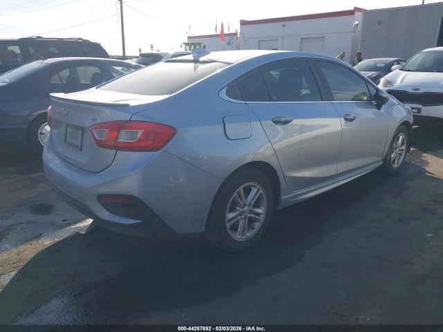 1G1BE5SM3H7167911 Chevrolet Cruze Lt Auto
