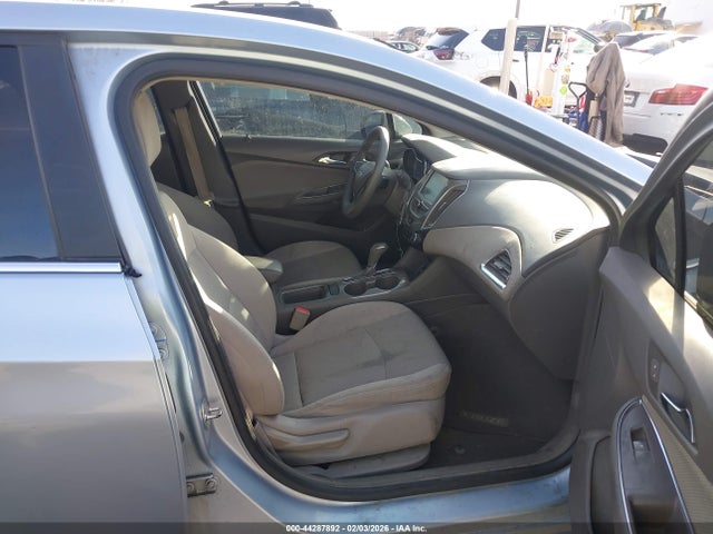 1G1BE5SM3H7167911 Chevrolet Cruze Lt Auto