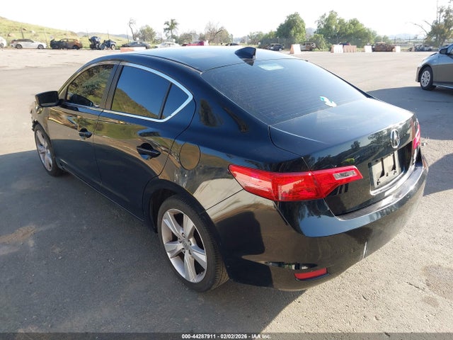 2015 ACURA ILX 19VDE1F31FE002181 Photo 2
