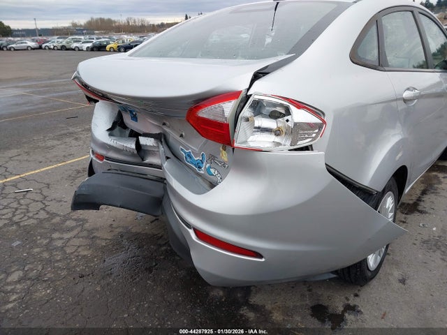 2015 Ford Fiesta S მანქანა იყიდება აუქციონზე, vin: 3FADP4AJ4FM124022, აუქციონის ნომერი: 44287925